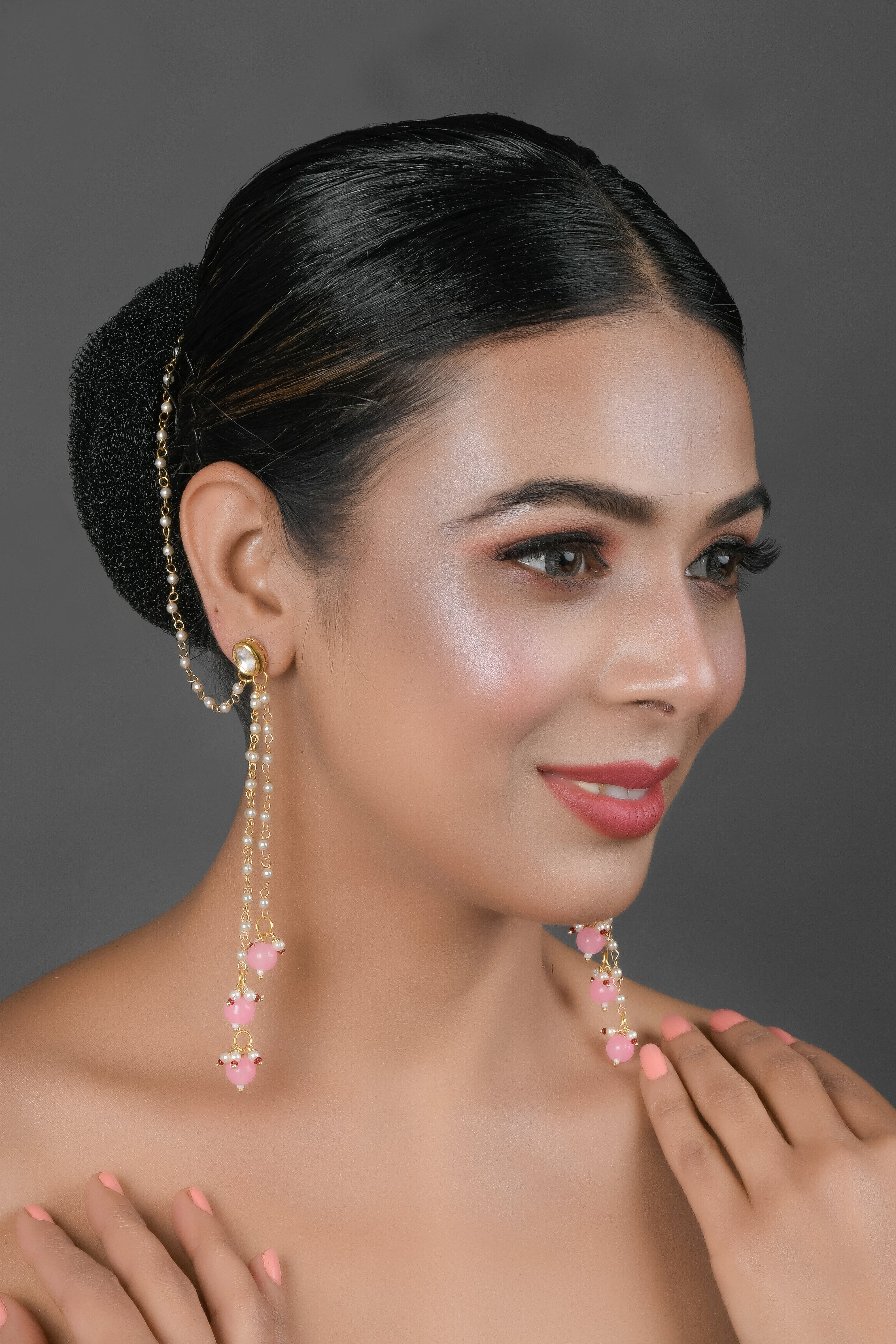 I Jewels 18K Gold Plated Alloy Kundan Stones & Pearl Earrings with Hair  Chain For Women (E2928W) : Amazon.in: Jewellery